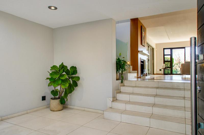 To Let 4 Bedroom Property for Rent in Dainfern Golf Estate Gauteng