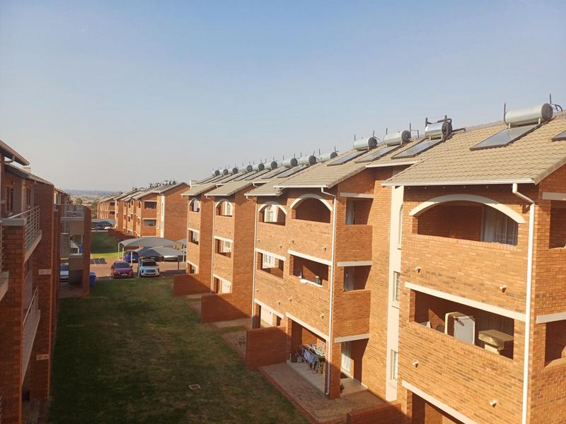 To Let 2 Bedroom Property for Rent in Stone Ridge Gauteng
