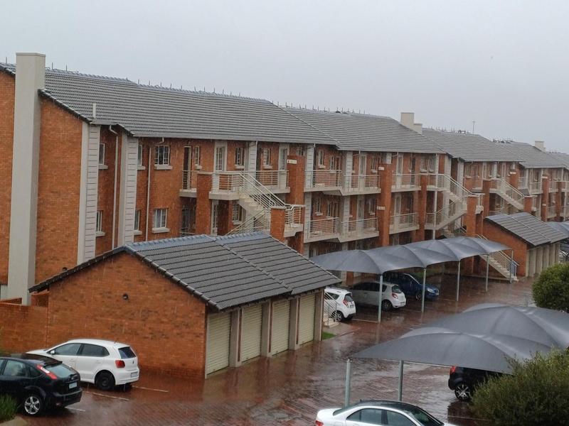 To Let 2 Bedroom Property for Rent in Stone Ridge Gauteng