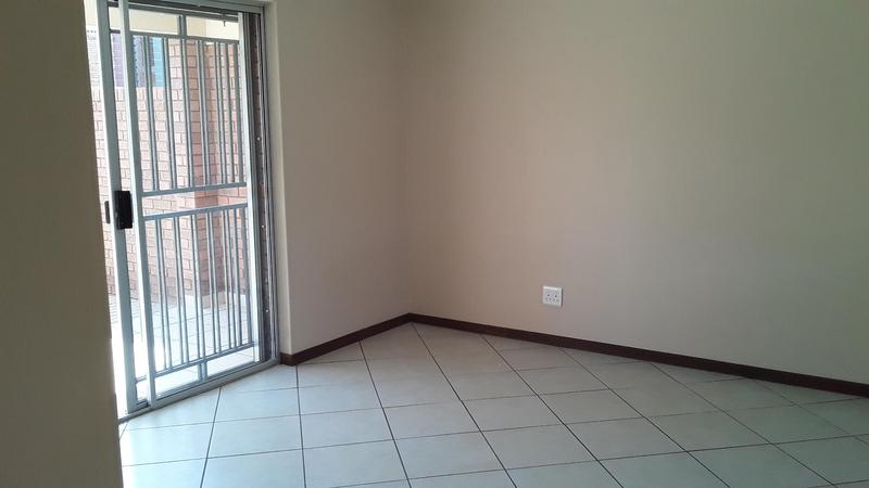 To Let 2 Bedroom Property for Rent in Stone Ridge Gauteng