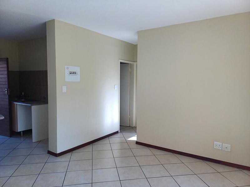 To Let 2 Bedroom Property for Rent in Stone Ridge Gauteng