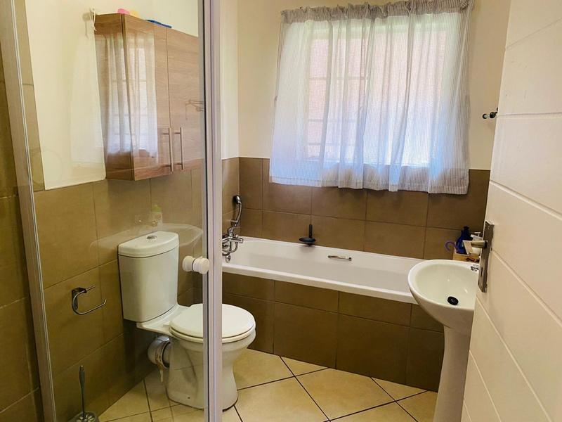 To Let 2 Bedroom Property for Rent in Stone Ridge Gauteng