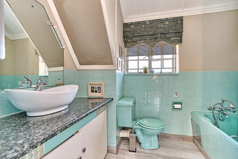 3 Bedroom Property for Sale in Noordheuwel Gauteng