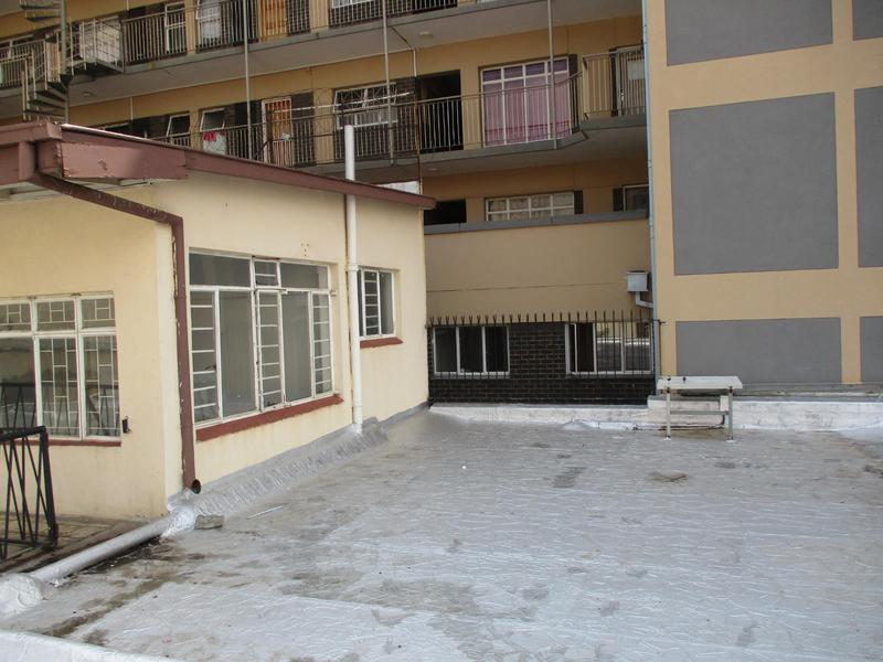 To Let 1 Bedroom Property for Rent in Sunnyside Gauteng