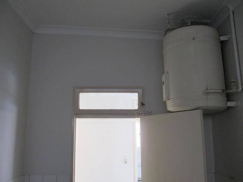 To Let 1 Bedroom Property for Rent in Sunnyside Gauteng
