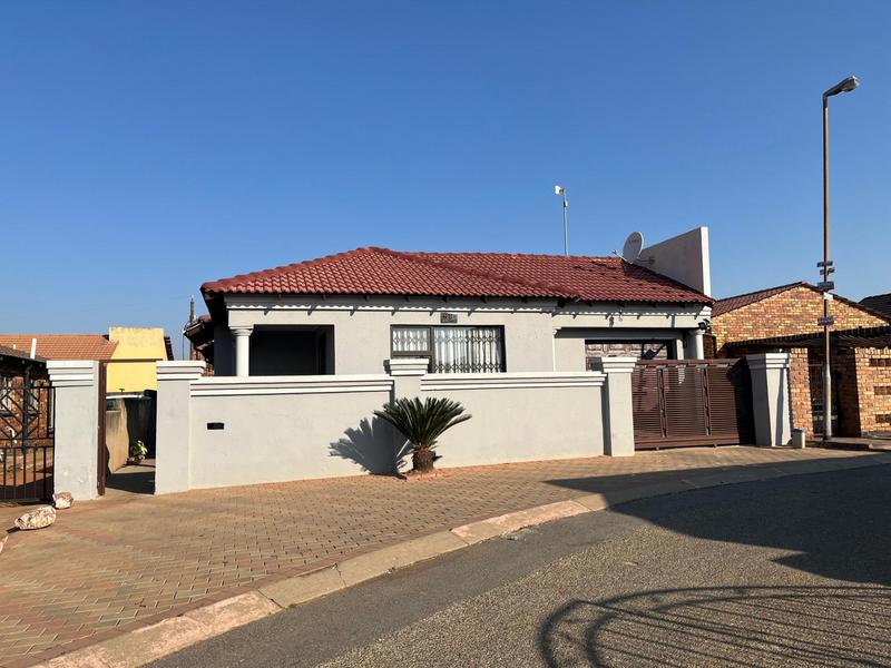 3 Bedroom Property for Sale in Tembisa Gauteng