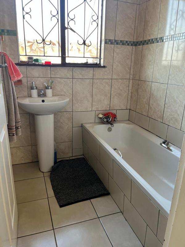 3 Bedroom Property for Sale in Tembisa Gauteng