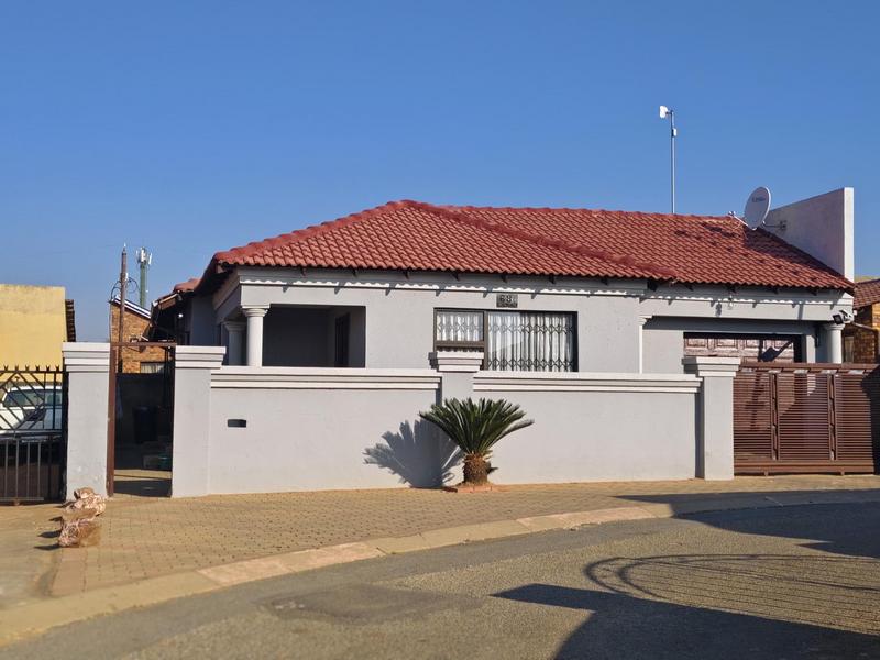 3 Bedroom Property for Sale in Tembisa Gauteng