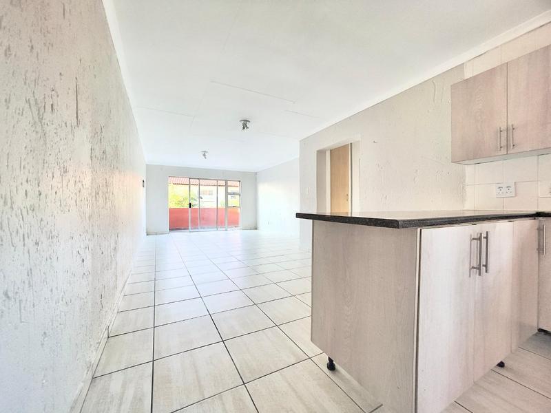 To Let 2 Bedroom Property for Rent in Vorna Valley Gauteng