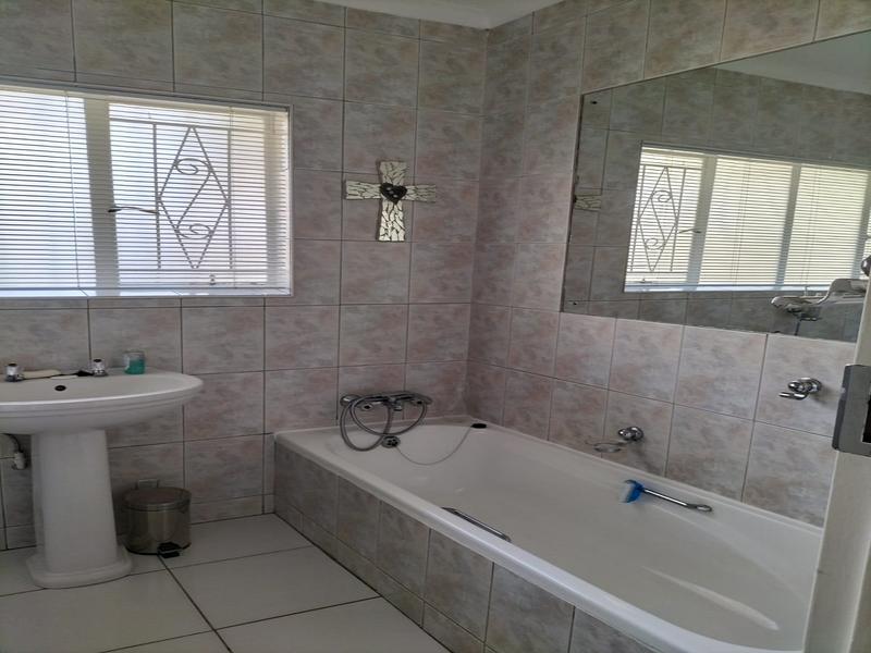 4 Bedroom Property for Sale in Vanderbijlpark SE Gauteng