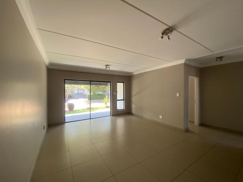 To Let 2 Bedroom Property for Rent in Broadacres Gauteng