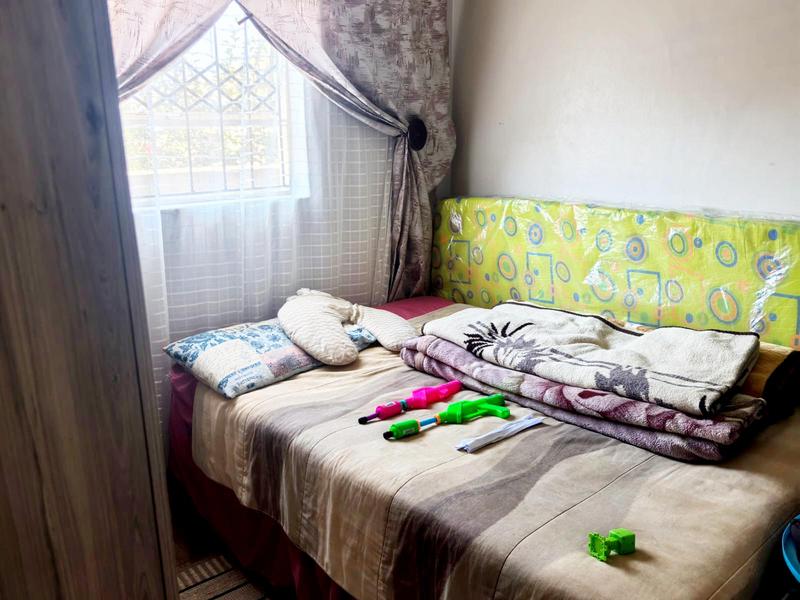 2 Bedroom Property for Sale in Clayville Gauteng