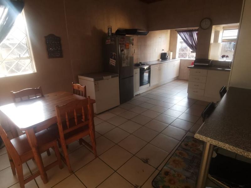 3 Bedroom Property for Sale in Geduld Gauteng