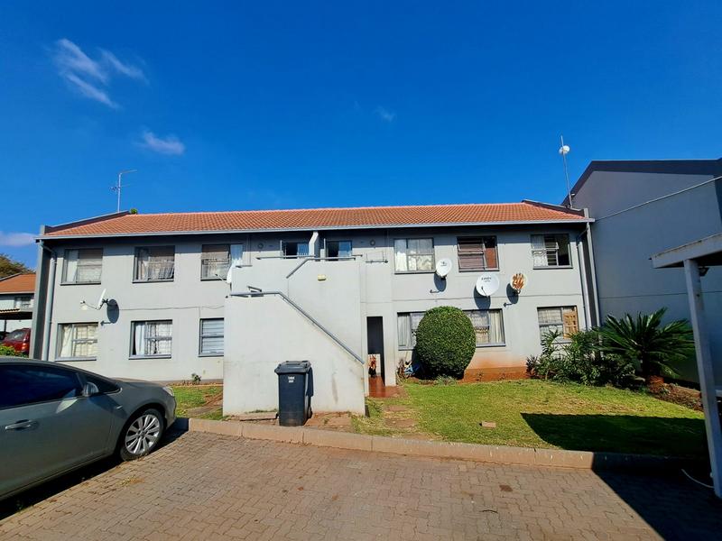 3 Bedroom Property for Sale in Die Hoewes Gauteng