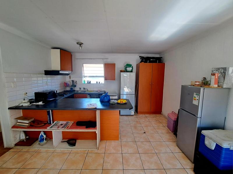 3 Bedroom Property for Sale in Die Hoewes Gauteng