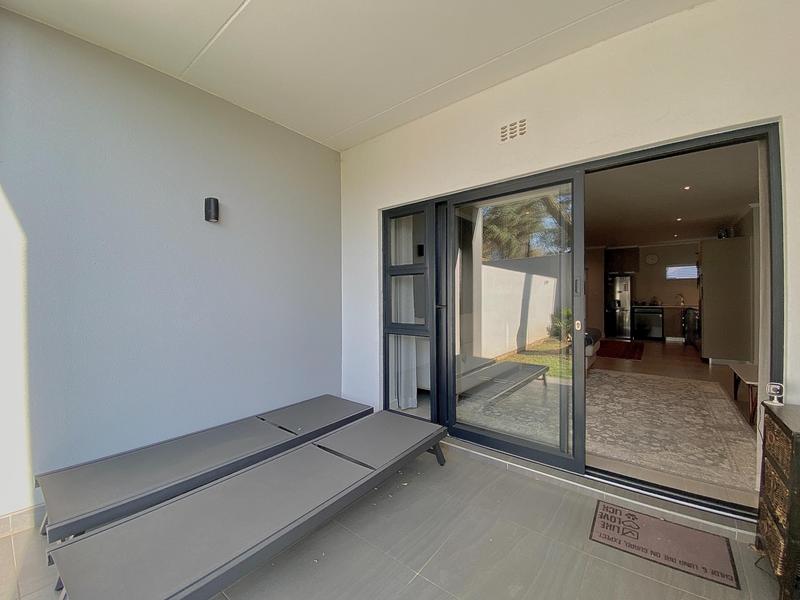 To Let 2 Bedroom Property for Rent in Bryanston Gauteng