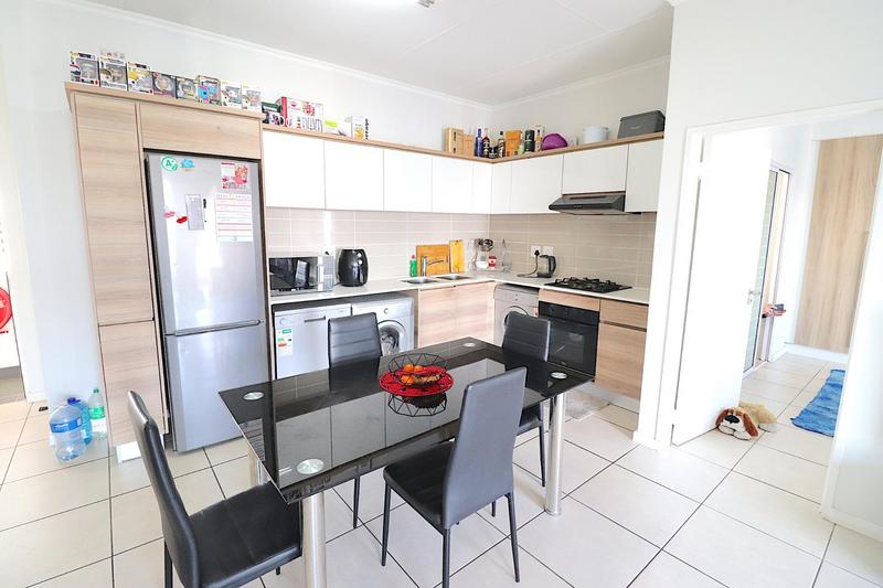 To Let 1 Bedroom Property for Rent in Modderfontein Gauteng