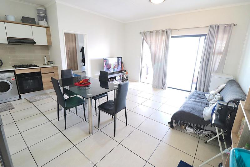 To Let 1 Bedroom Property for Rent in Modderfontein Gauteng
