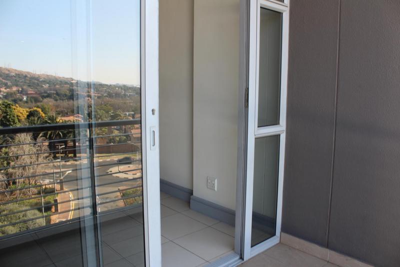 To Let 2 Bedroom Property for Rent in Bedford Gardens Gauteng