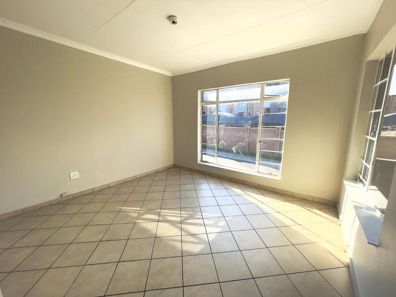 To Let 2 Bedroom Property for Rent in Ravenswood Gauteng