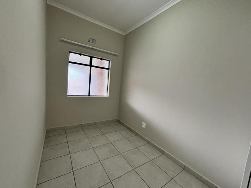 To Let 2 Bedroom Property for Rent in Montana Tuine Gauteng