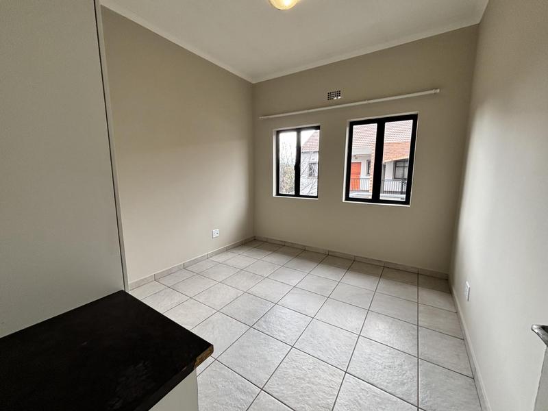 To Let 2 Bedroom Property for Rent in Montana Tuine Gauteng