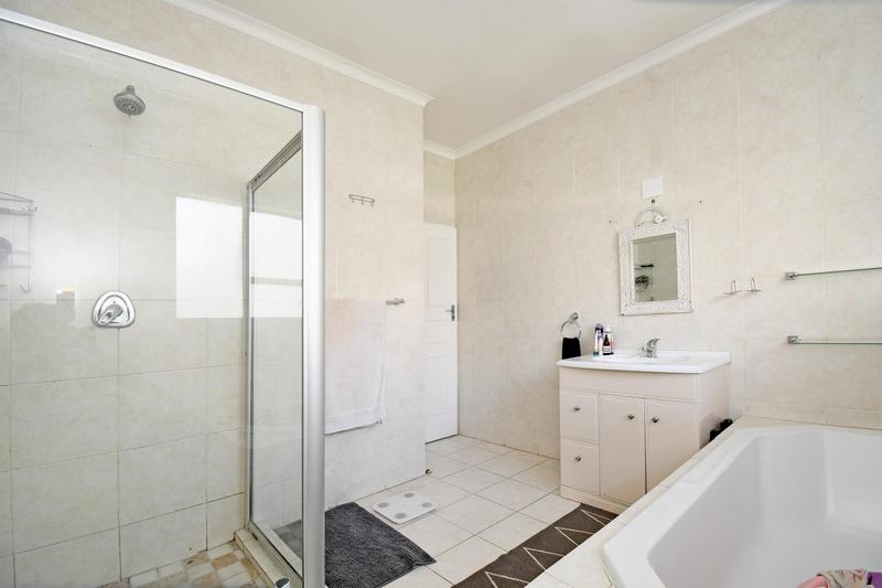 3 Bedroom Property for Sale in Morningside Gauteng