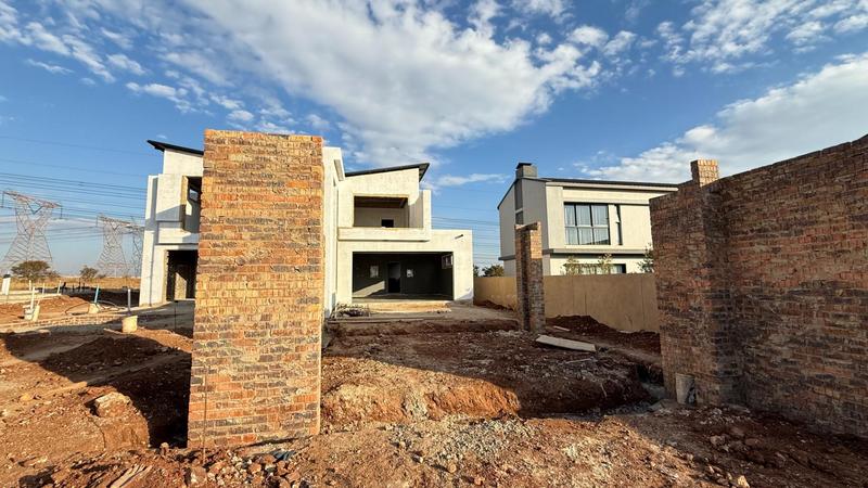 4 Bedroom Property for Sale in Midstream Heights Gauteng