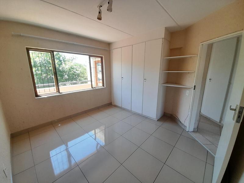 To Let 2 Bedroom Property for Rent in Magaliessig Gauteng