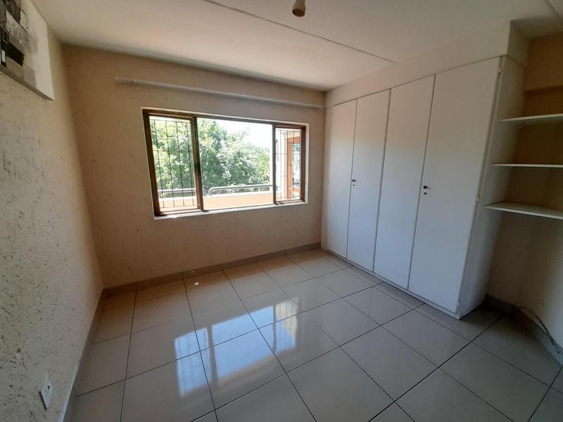 To Let 2 Bedroom Property for Rent in Magaliessig Gauteng