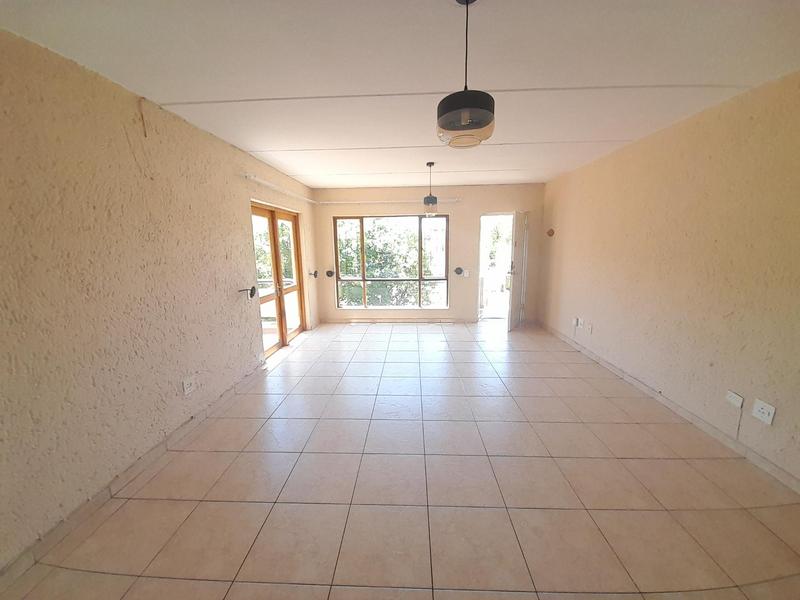 To Let 2 Bedroom Property for Rent in Magaliessig Gauteng