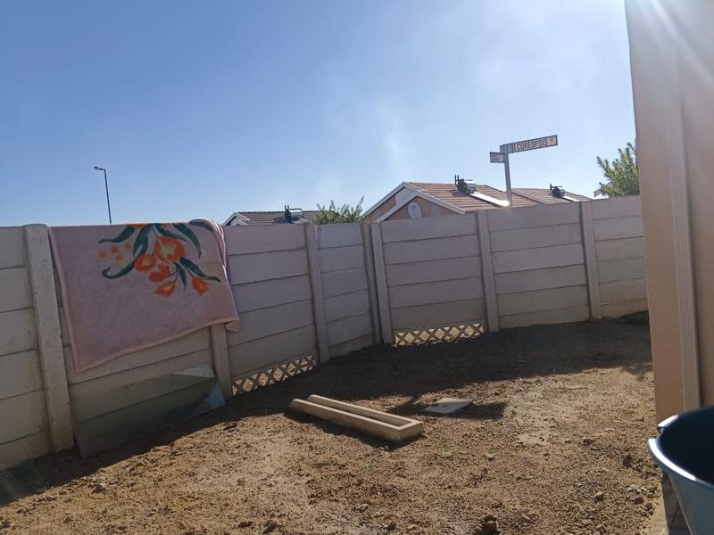 To Let 3 Bedroom Property for Rent in Sky City Gauteng