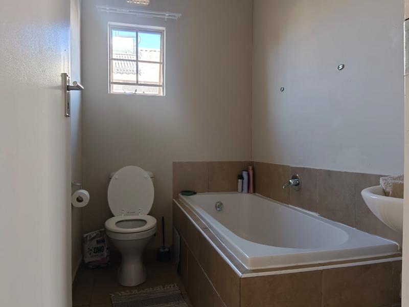 To Let 3 Bedroom Property for Rent in Sky City Gauteng