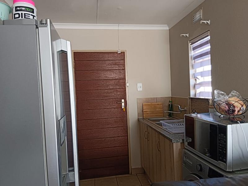 To Let 3 Bedroom Property for Rent in Sky City Gauteng