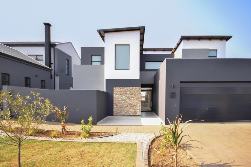 3 Bedroom Property for Sale in Fountainbrook Estate Gauteng