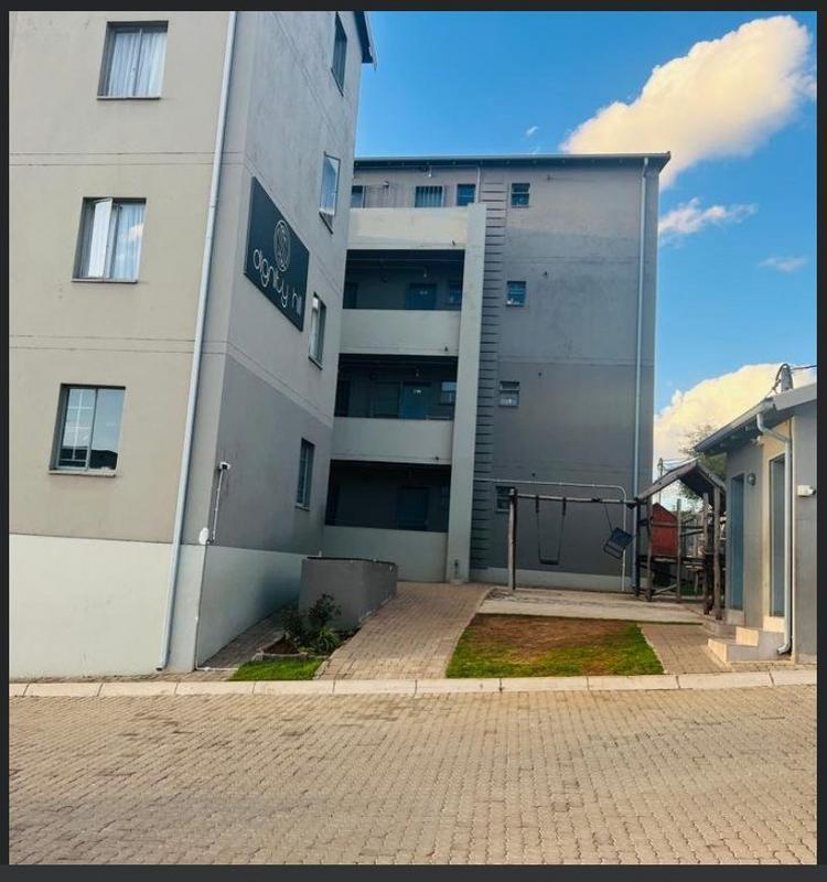 2 Bedroom Property for Sale in Fleurhof Gauteng