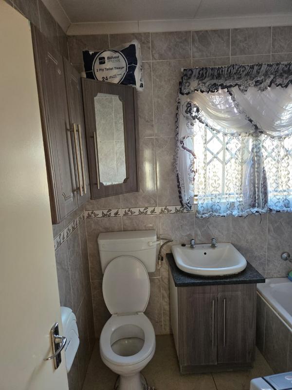 3 Bedroom Property for Sale in Protea Glen Gauteng