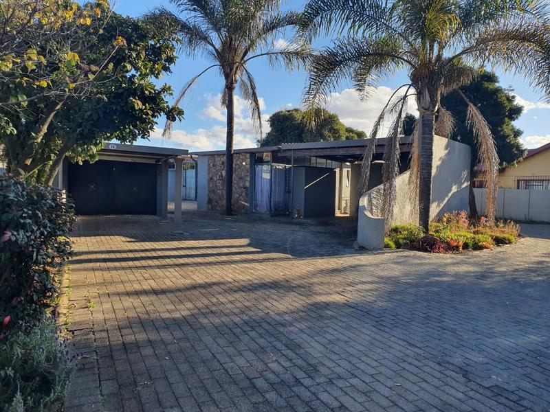 3 Bedroom Property for Sale in Witpoortjie Gauteng