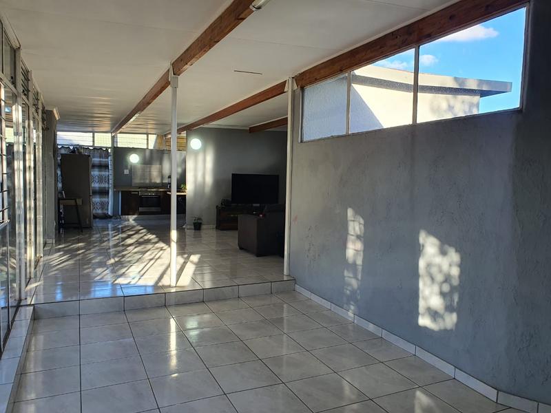 3 Bedroom Property for Sale in Witpoortjie Gauteng