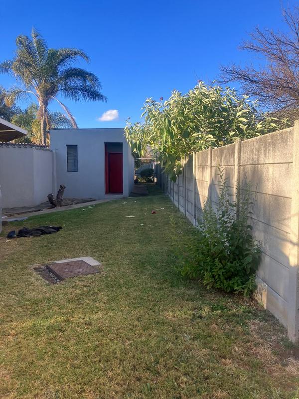 3 Bedroom Property for Sale in Witpoortjie Gauteng