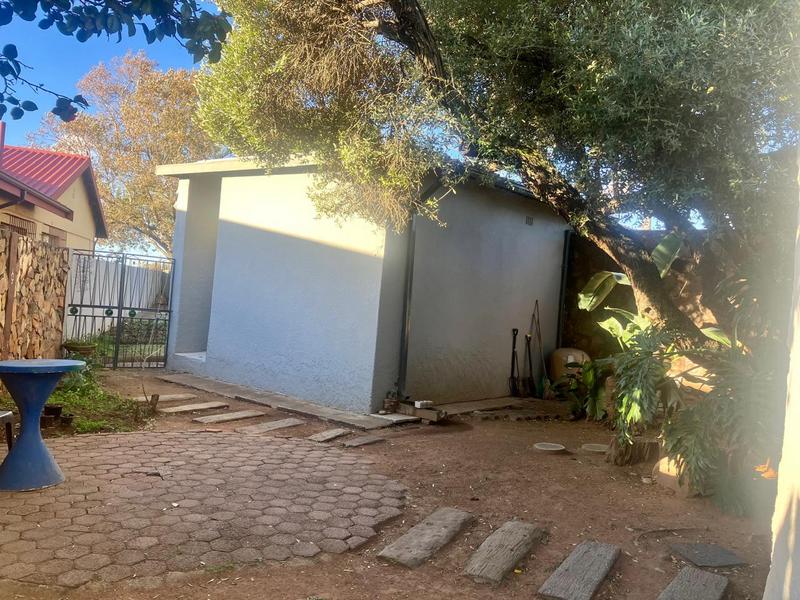 3 Bedroom Property for Sale in Witpoortjie Gauteng