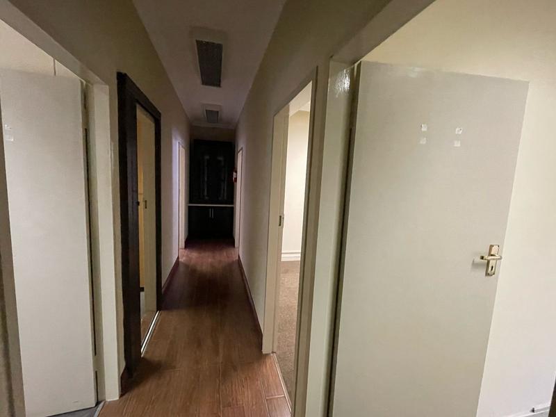 To Let commercial Property for Rent in Die Hoewes Gauteng