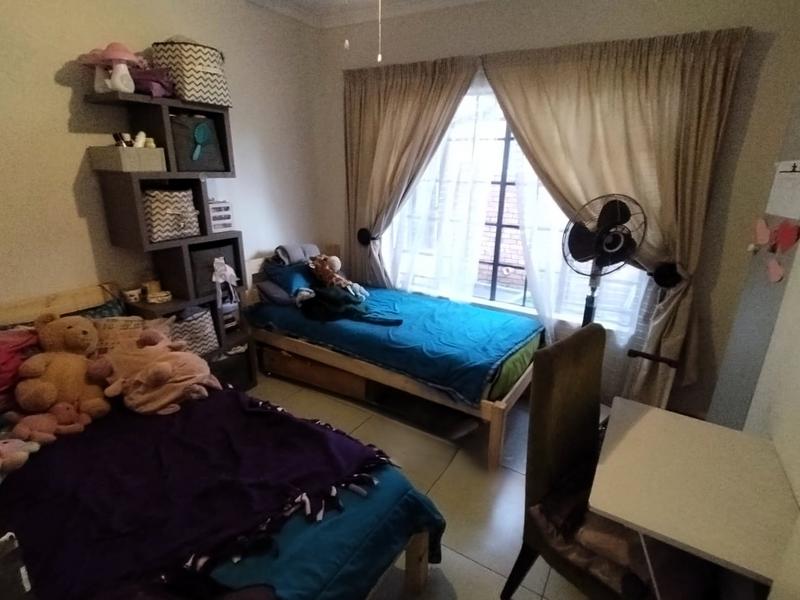 3 Bedroom Property for Sale in Amberfield Heights Gauteng