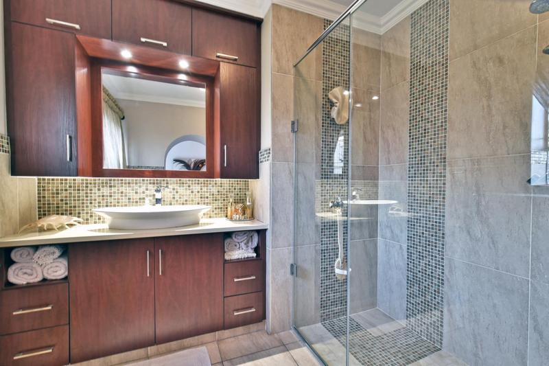 4 Bedroom Property for Sale in Mulbarton Gauteng