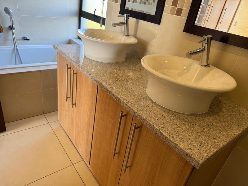 3 Bedroom Property for Sale in Midlands Estate Gauteng