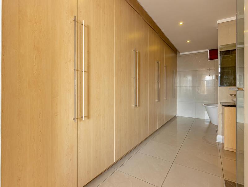 To Let 3 Bedroom Property for Rent in Morningside Gauteng