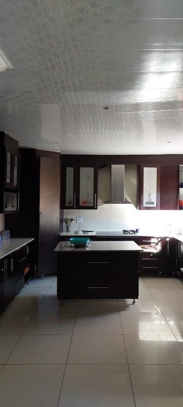 5 Bedroom Property for Sale in Clarina Gauteng