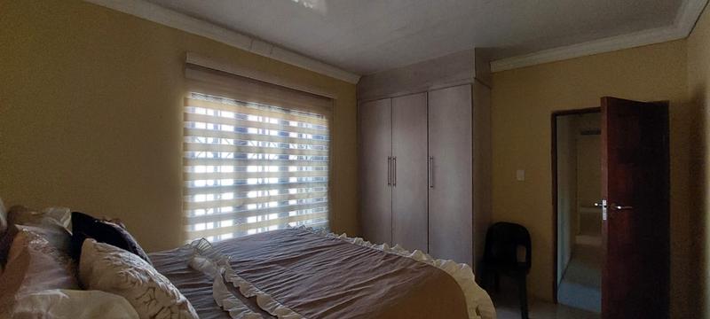 5 Bedroom Property for Sale in Clarina Gauteng