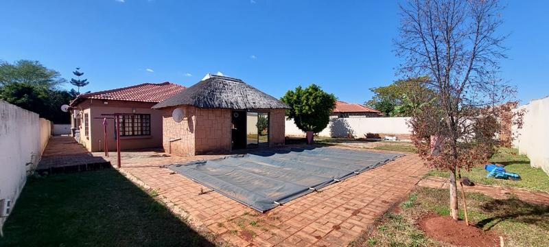 5 Bedroom Property for Sale in Clarina Gauteng