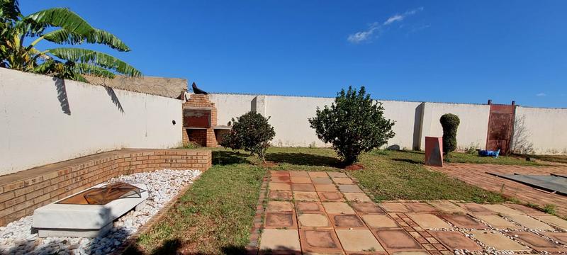 5 Bedroom Property for Sale in Clarina Gauteng